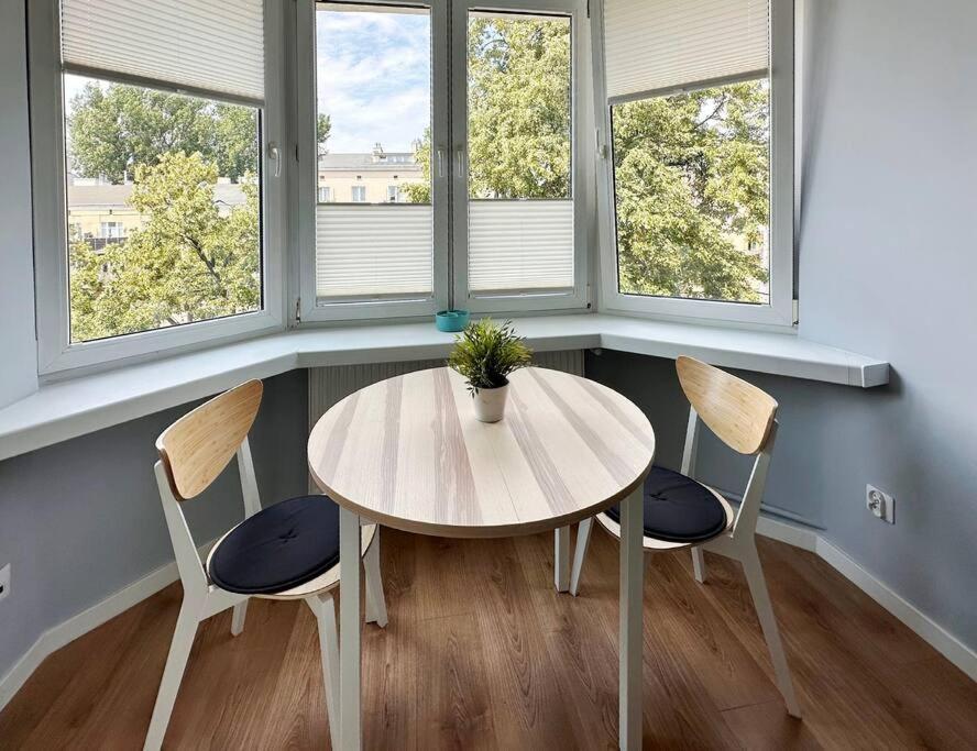 Ferienwohnung Warsaw Concierge Wiatraczna Exterior foto